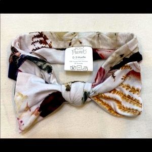 Posh Peanut Bow in Black Rose